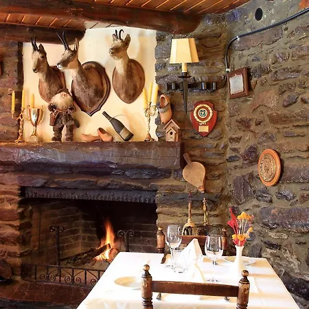 Hotel Borrell 2*